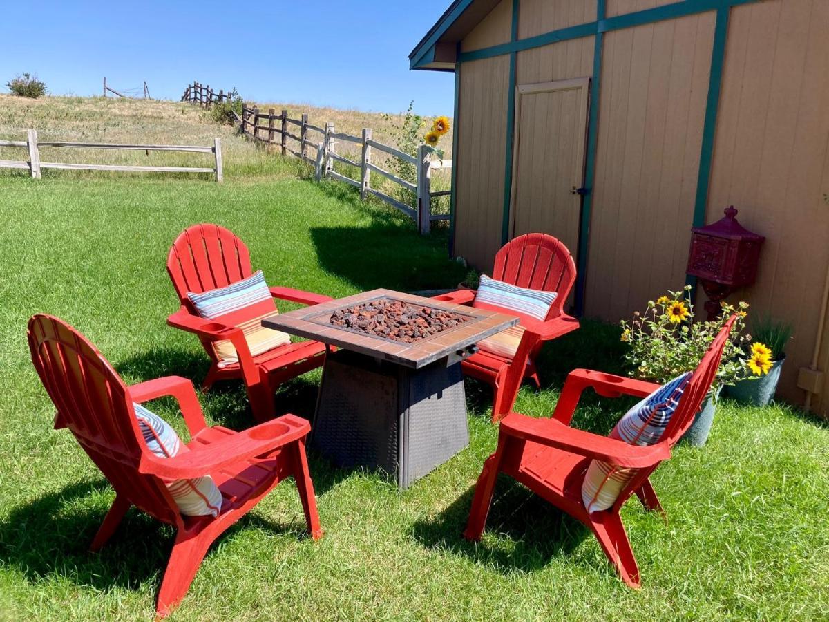 Yellowstone Cattle Baron Ensuite, Private Entrance & Parking - Prairie Rose B&B Cheyenne Dış mekan fotoğraf